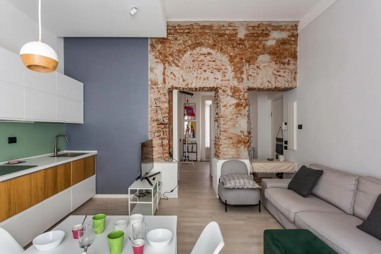 Lovely & Modern Home In China Town Area - Via Rosmini Milan
